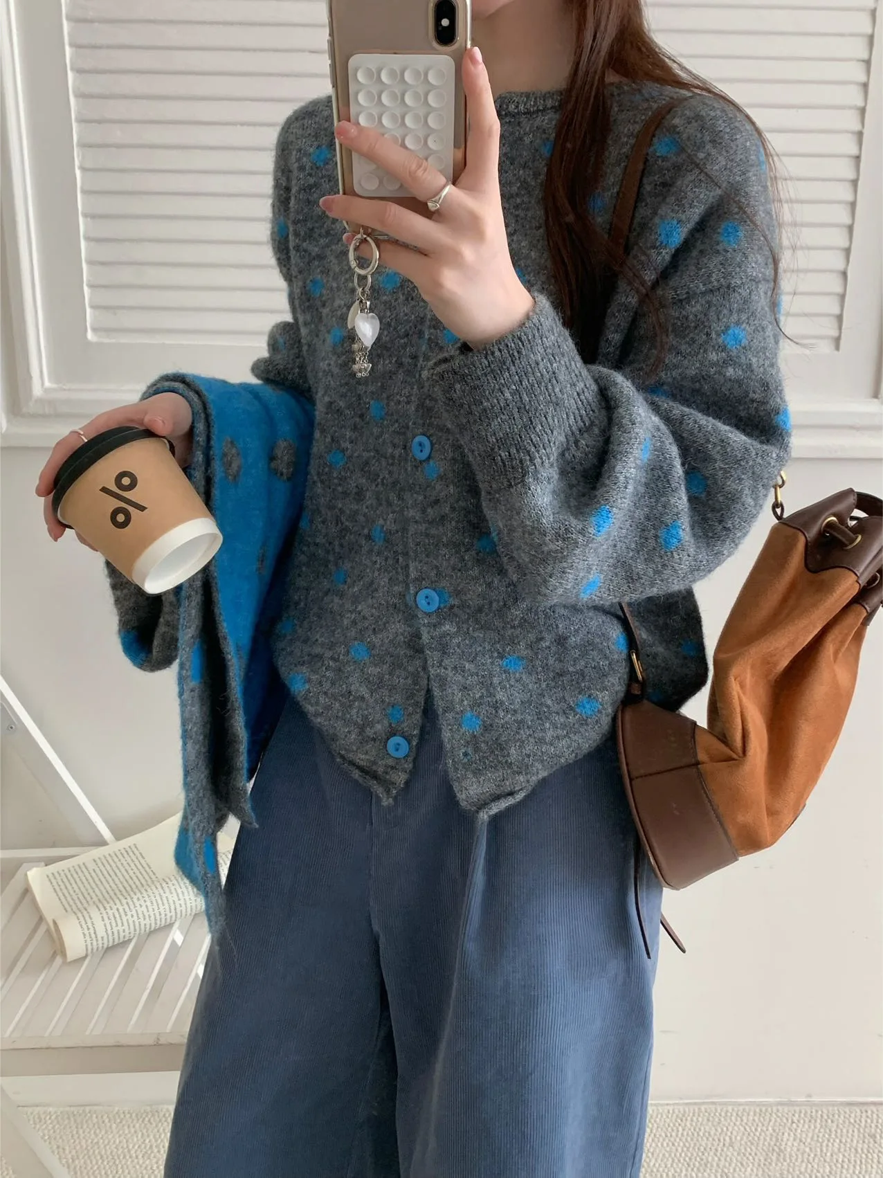 

Korean Style Retro Contrast Color Scarf Sweater Women's Loose Polka Dot Knit Cardigan Versatile Lazy Style Casual Knit Set Top