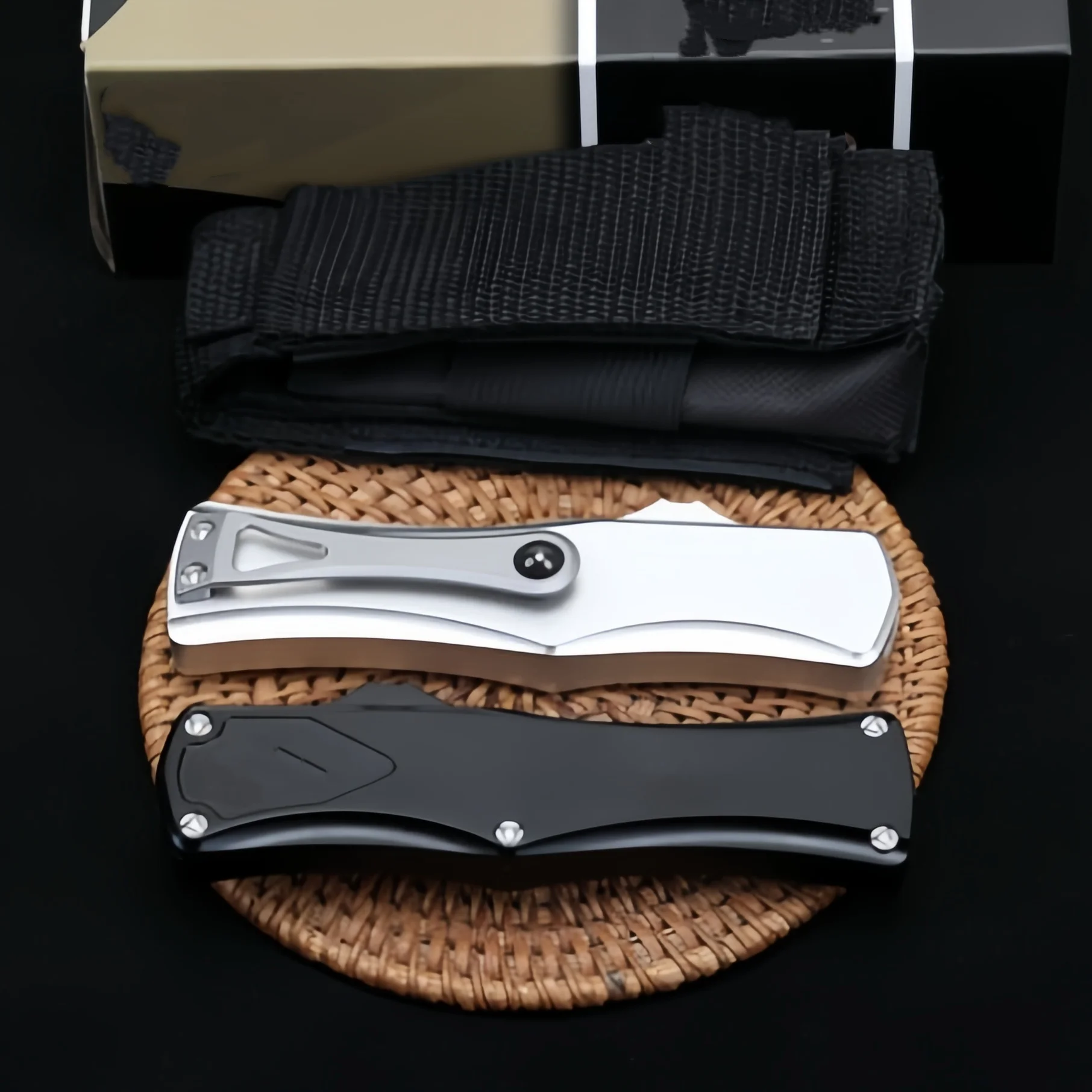 

Hera Goddess Advanced Space Aluminum Multi-function EDC Tool
