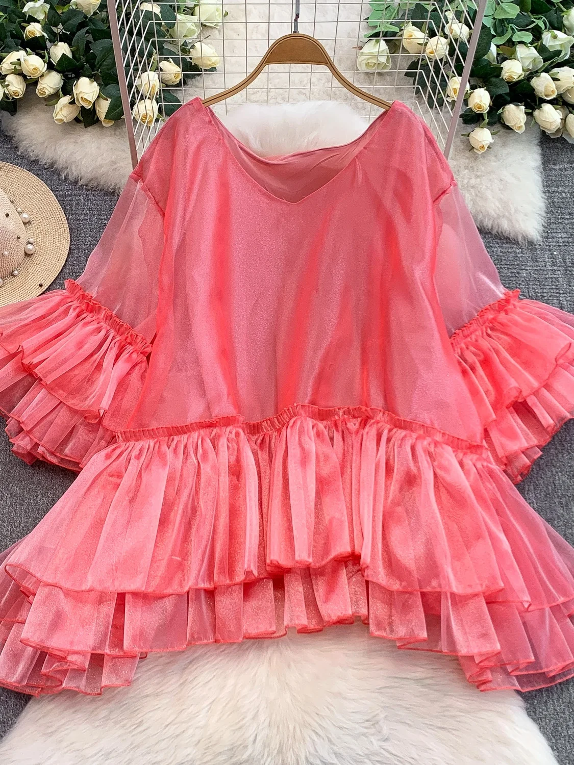 

Ele iny Tead V-Ne Flared Sve Chiffon Top Women's Loose Belly Concealing Slimming Puffy Hemline Blouse