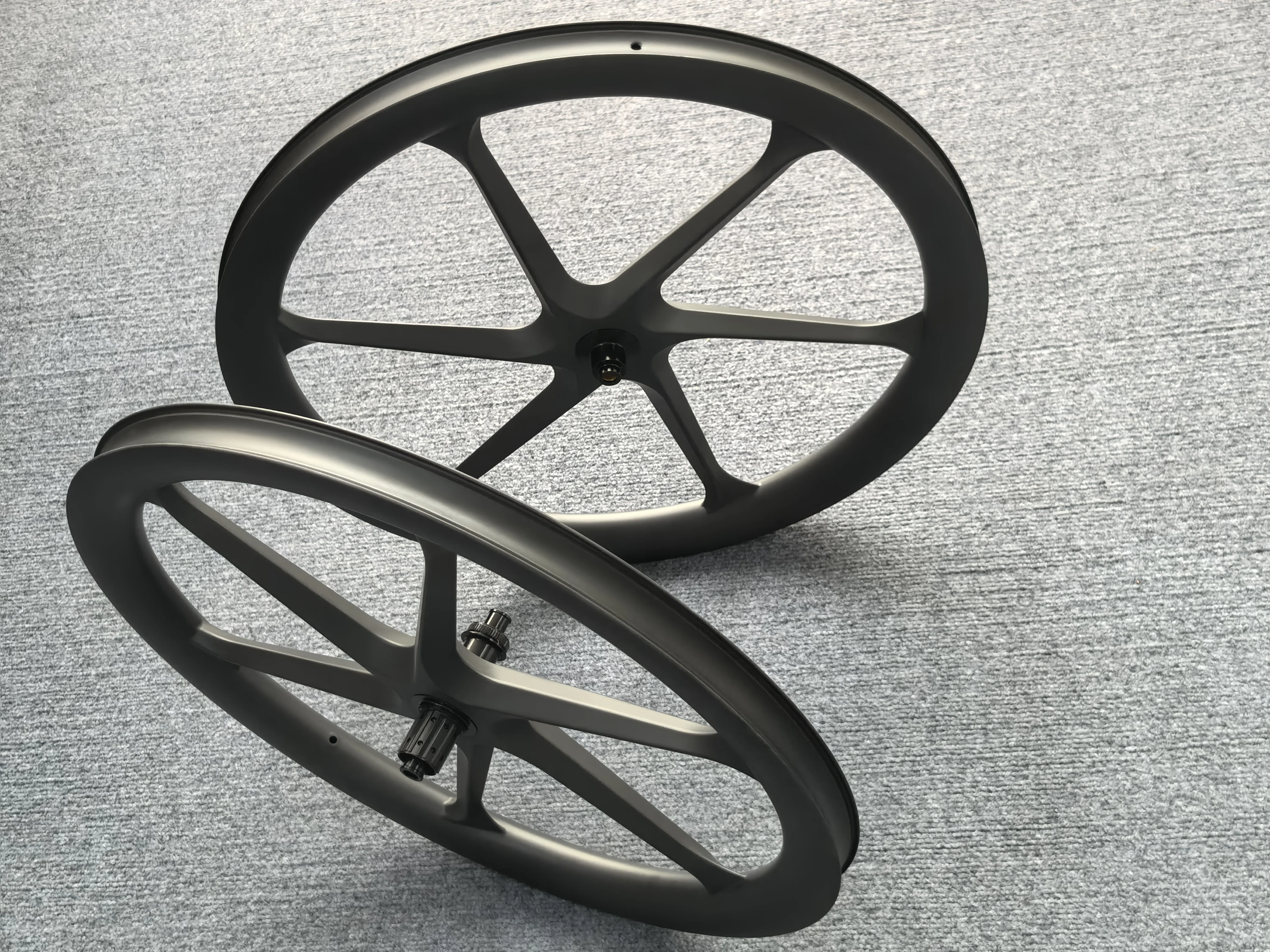 

Carbonbeam 700C Road Carbon 6 Spoke wheels 38mm Wide inner 32mm Depth 50mm Gravel bike Wheels Tubeless carbon Six spoke Wheels