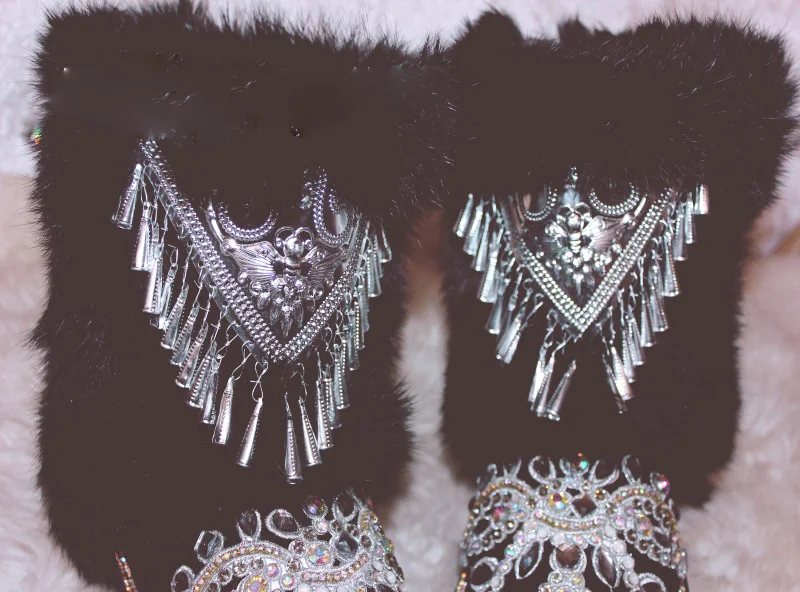 Bling Bling Silver Bells Rabbit Fur Snow Boots Floral Rhinestone Sweet Thick Sole Warm Fur Inside Winter Boots Shoes