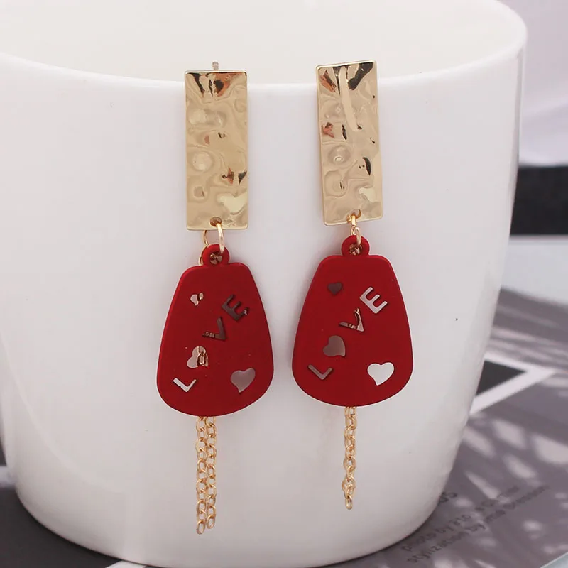 New Wine Red Geometric Hanging Earrings for Women Metal Pendants Dangle Earrings Red Color Exaggerated Drop Earrings aretes