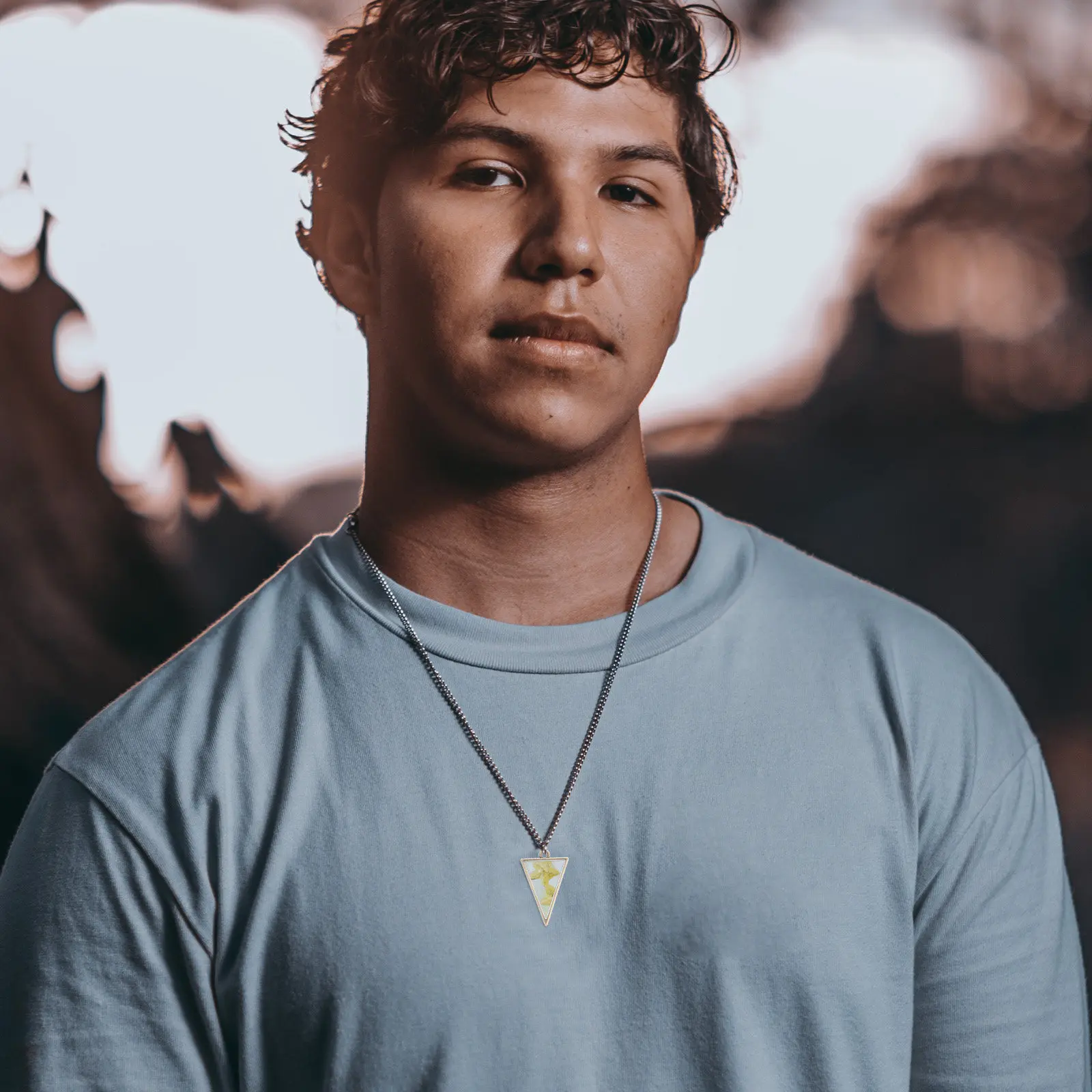 

Набор для изготовления украшений: 30 шт. треугольных рамок-основ для подвесок из смолы, полые эпоксидные заготовки для подвесок, инструменты для рукоделия, соединительные элементы для подвесок