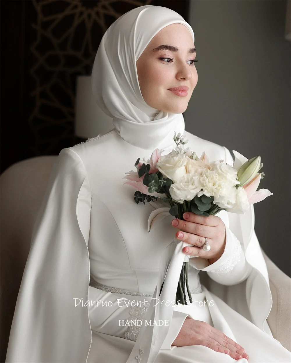 Dianruo bescheiden A-lijn trouwjurk trein bevestigd Grand vestido de noiva ruches cape mouwen vintage avondjurk op maat