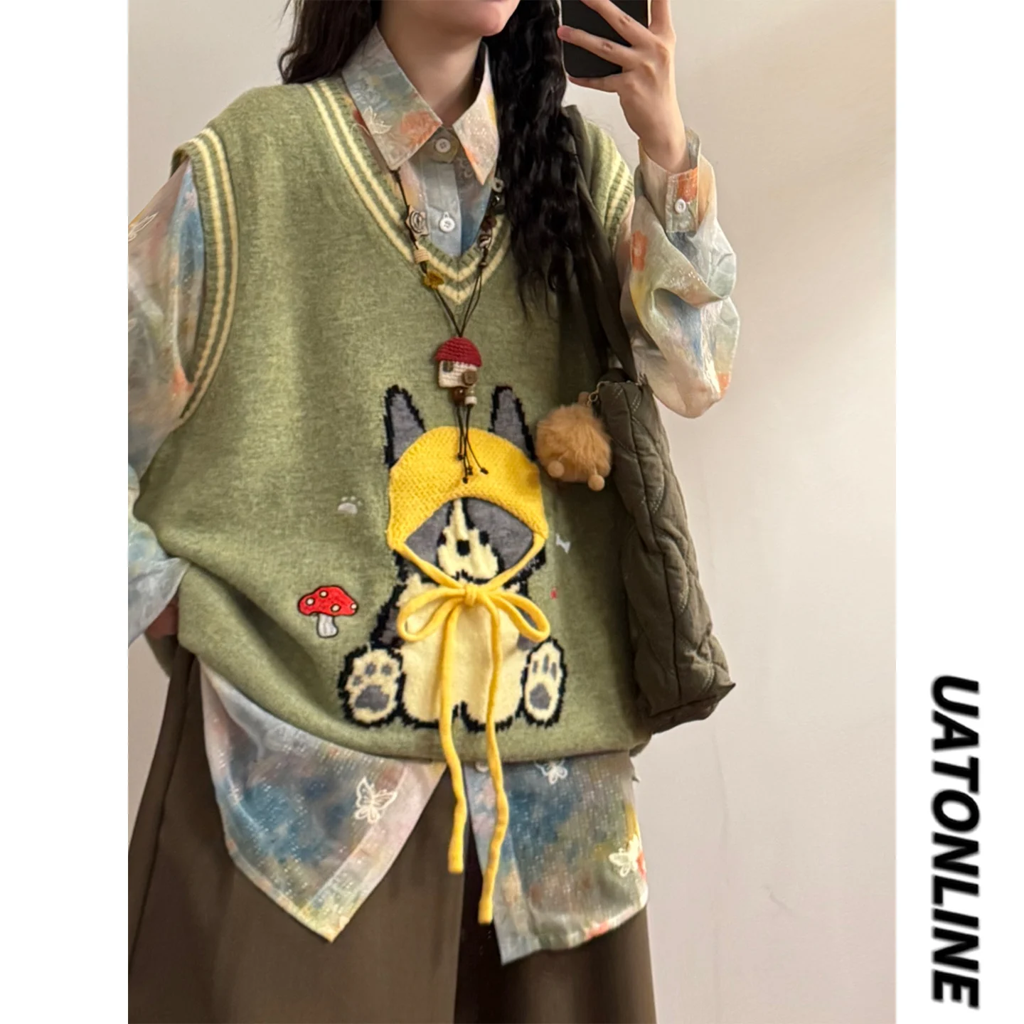 UATONLINE Retro Japanese Style Knitted Knit Vest Women's V-neck Layering Soft Fluffy Sweater Girls Cartoon Design