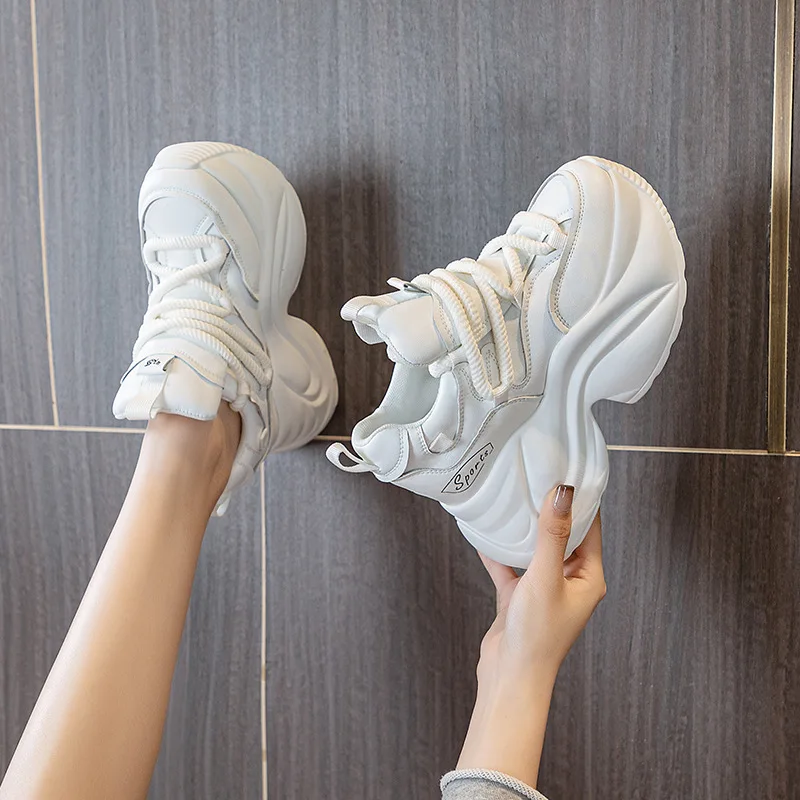 Dad's shoes 2026 Spring and Autumn new versatile sponge cake shoes thick soled shoes for women