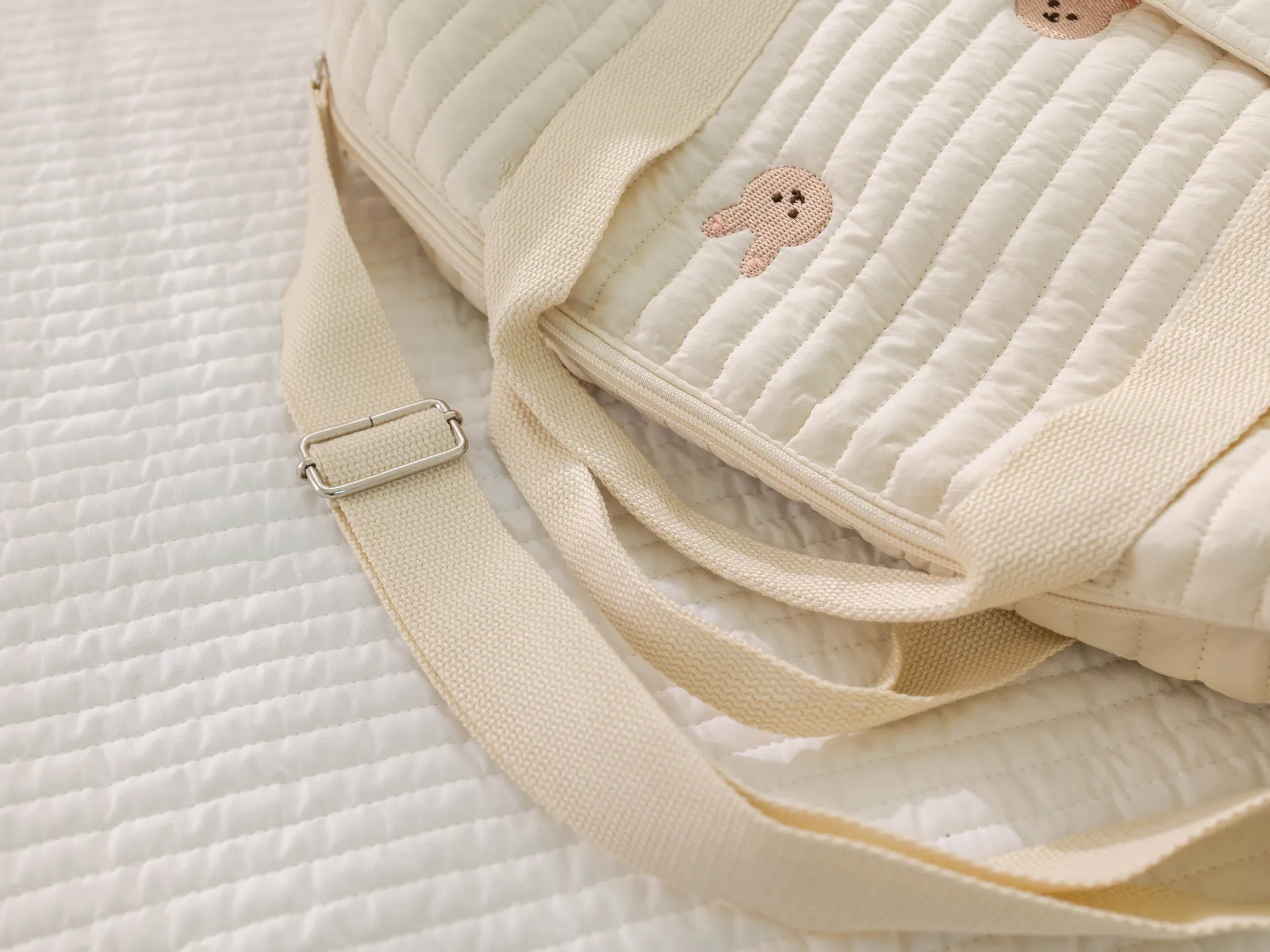 Personalisierte Niedliche Bären- & Hasen-Wickeltasche mit Individuell Gesticktem Namen, Große Kapazität, Reisetasche für Mütter, Geburtstasche, Babyparty-Geschenk – Detail 20