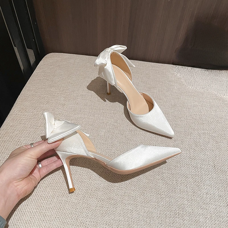 2022 New Solid Color Fashion Design Stiletto Bow Hollow Women\'s Wedding Shoes Women\'s Exquisite Shallow Mouth Satin High Heels