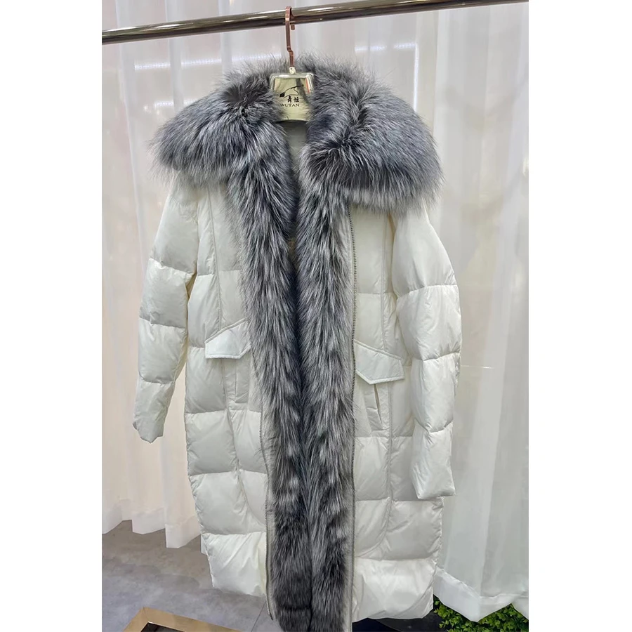 MENINA BONITA 2023 Mulheres Longas Casaco De Pele Real Casaco De Luxo Ganso Branco Down Jacket Natural Fur Silver Fox Collar Novo Outerwear