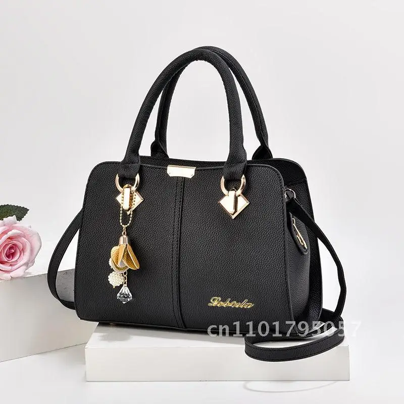 Single Shoulder Crossbody Bag, Fashionable Large Capacity Handbag, Women'S High-End Design, Versatile Commuting Bag