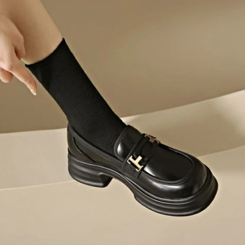 

2025 Autumn New Vintage British Thick Platform Loafers Women Leather Shoes Commuter JK Inspired