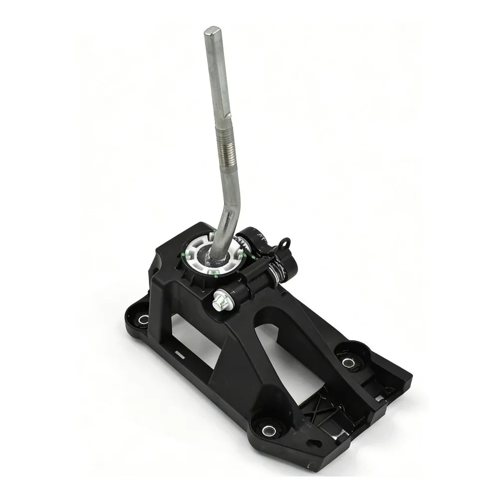 

Кронштейн основания рычага переключения передач 5-ступенчатой механической коробки для Geely Emgrand EC7 2014-2017 годов выпуска