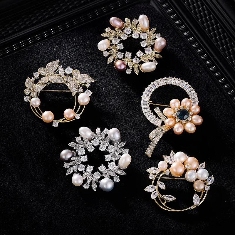 

Natural Freshwater Pearl High-End Wreath Brooch Exquisite High-Grade Sense Pin Jewelry for Women Shawl Cardigan Brooch