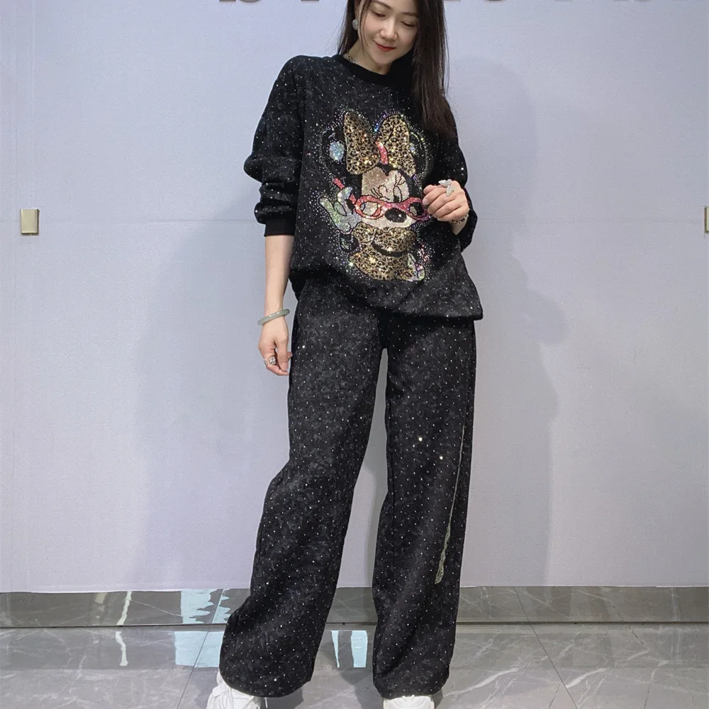 

Модные осенне-зимние женские комплекты с капюшоном и бриллиантами Микки, пуловер с круглым вырезом и длинными рукавами + широкие брюки с эластичной резинкой на талии