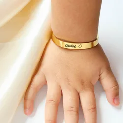 Pulsera personalizada para niño, brazalete de acero inoxidable con grabado de nombre, joyería para niño y niña