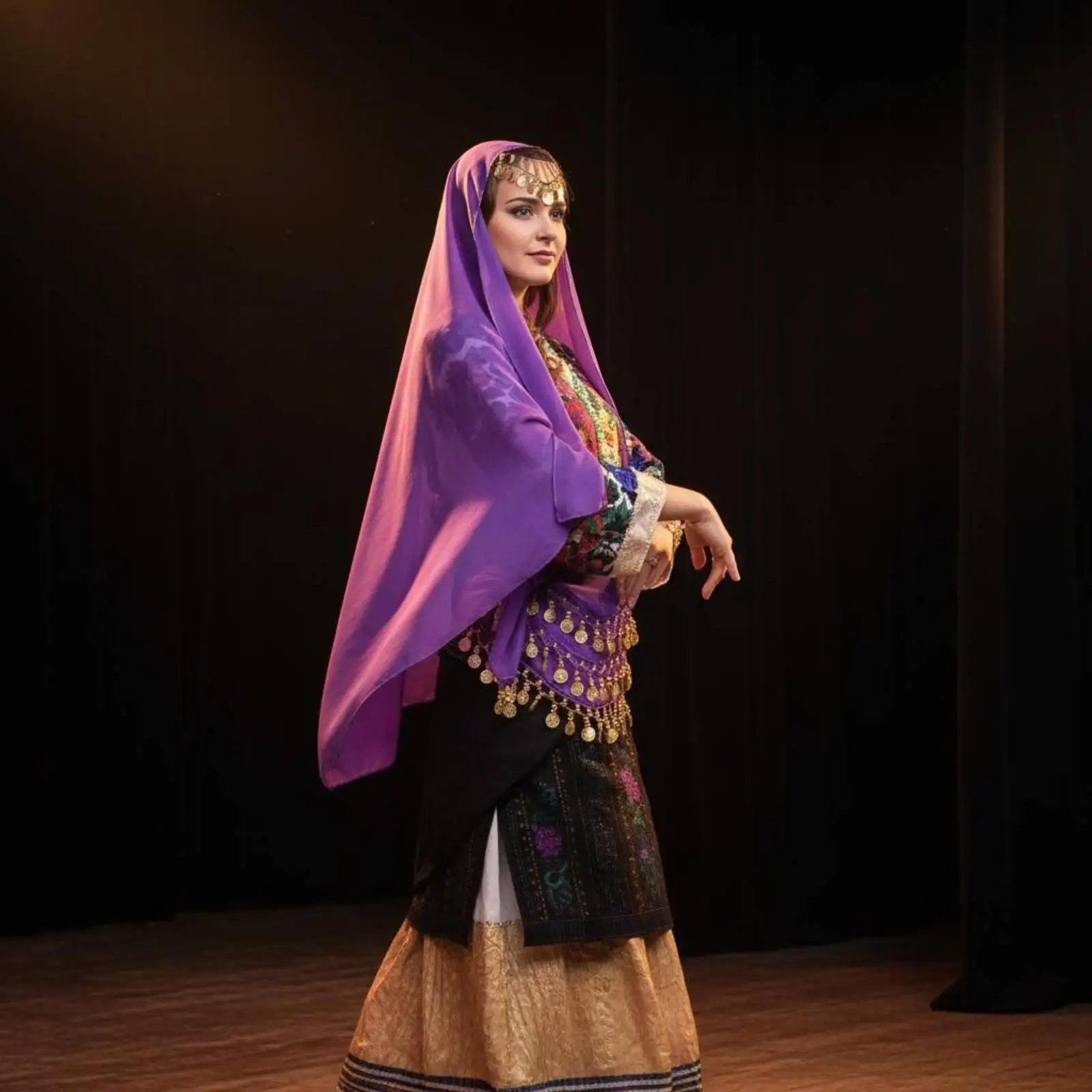 Fortune Teller Dance Outfit Women 4 Piece Costume Kit Polyester Gold Sequin Hip Scarf Head Covering Metal Bracelets for Belly