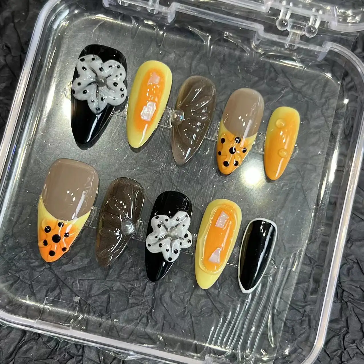 Uñas postizas hechas a mano, Uñas postizas de almendra larga a presión, decoración de flores 3D Y2K, color naranja degradado, Punta francesa redonda, 10 piezas