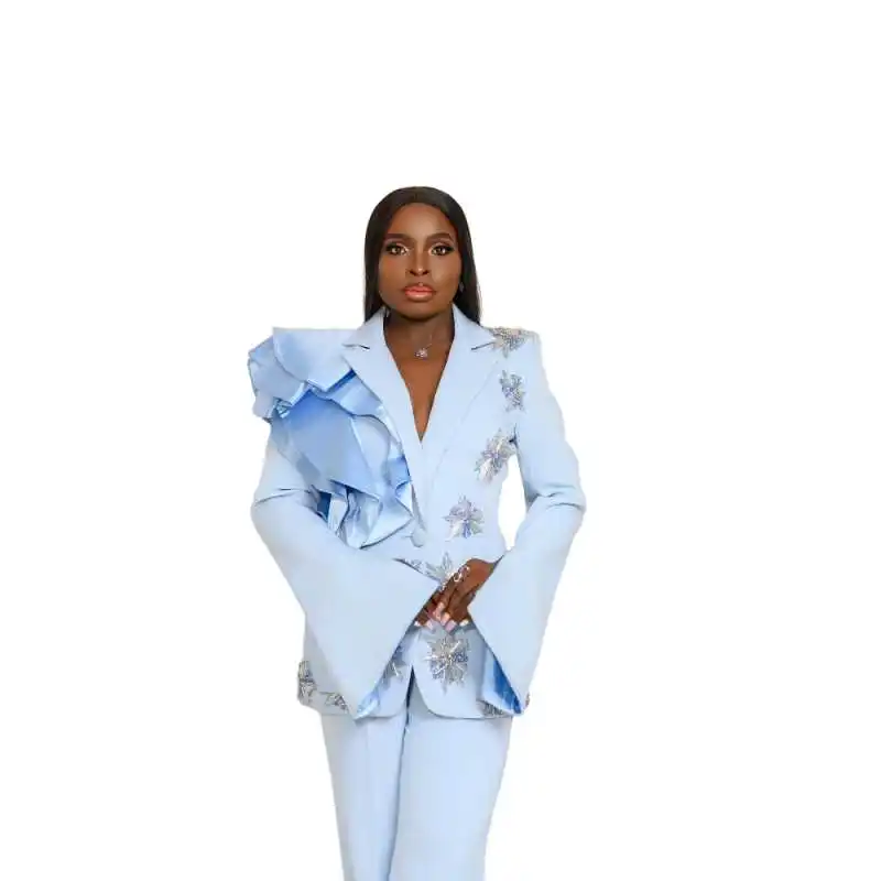 Trajes de mujer con solapa con muescas a la moda, chaqueta con apliques de flores y un botón, pantalones con cuentas, conjunto de 2 piezas personalizado