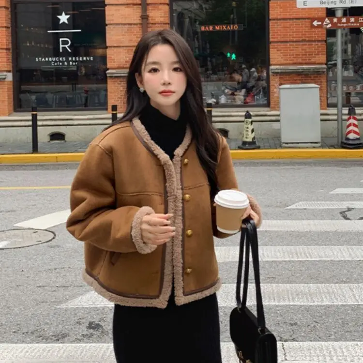 

Ретро модная флисовая куртка ягненка для женщин, осень-зима, короткое утепленное меховое пальто, женское теплое пальто из овечьей шерсти из оленьей кожи