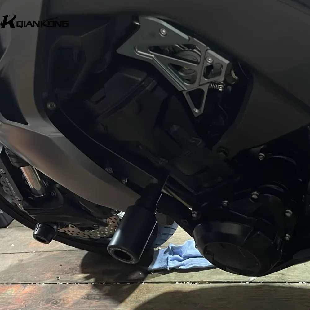 Fuel Injection Cover For Kawasaki Z1000 Z 1000 2014-2023 Motorcycle Accessories Electronic Injection Side Cover Decorate Guard