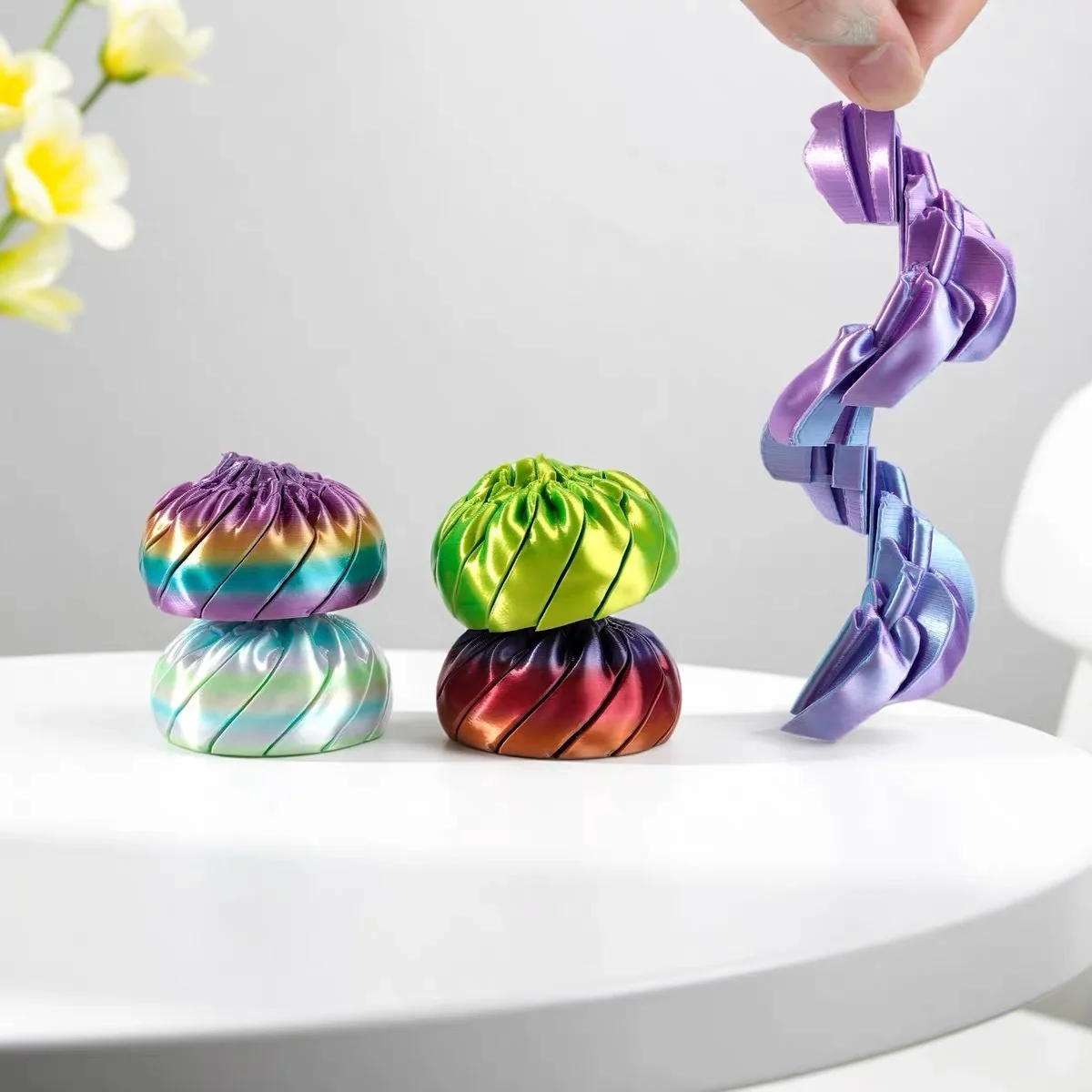 Articulated Desk Figurine 3D Printed Dumpling twist slime decompression Collectible Cute Funny Trendy