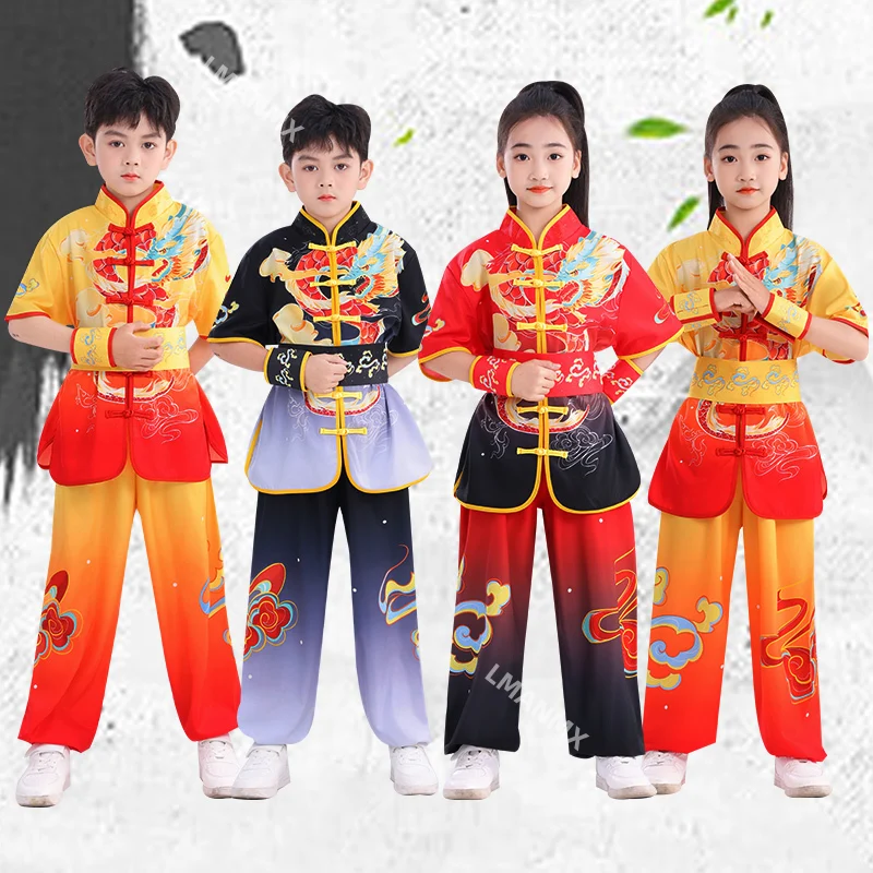 Desempenho de fantasia de artes marciais infantis, artes marciais de estilo chinês, líder de torcida, performance de estudante, dança de fantasia