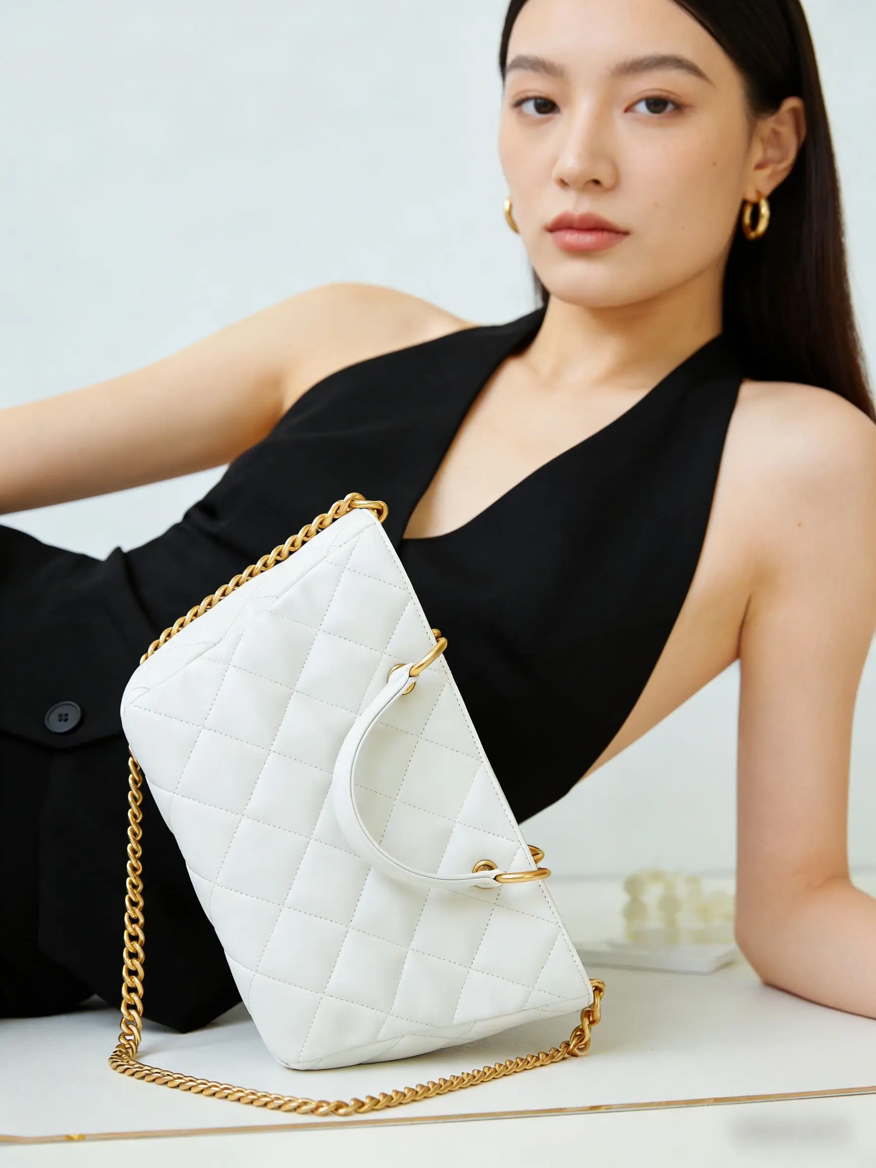 

Ladies One Shoulder Messenger Bag Rhombus Bag Women's Fashion Chain Shoulder Bag Hand-held Lingge Small Square Bag