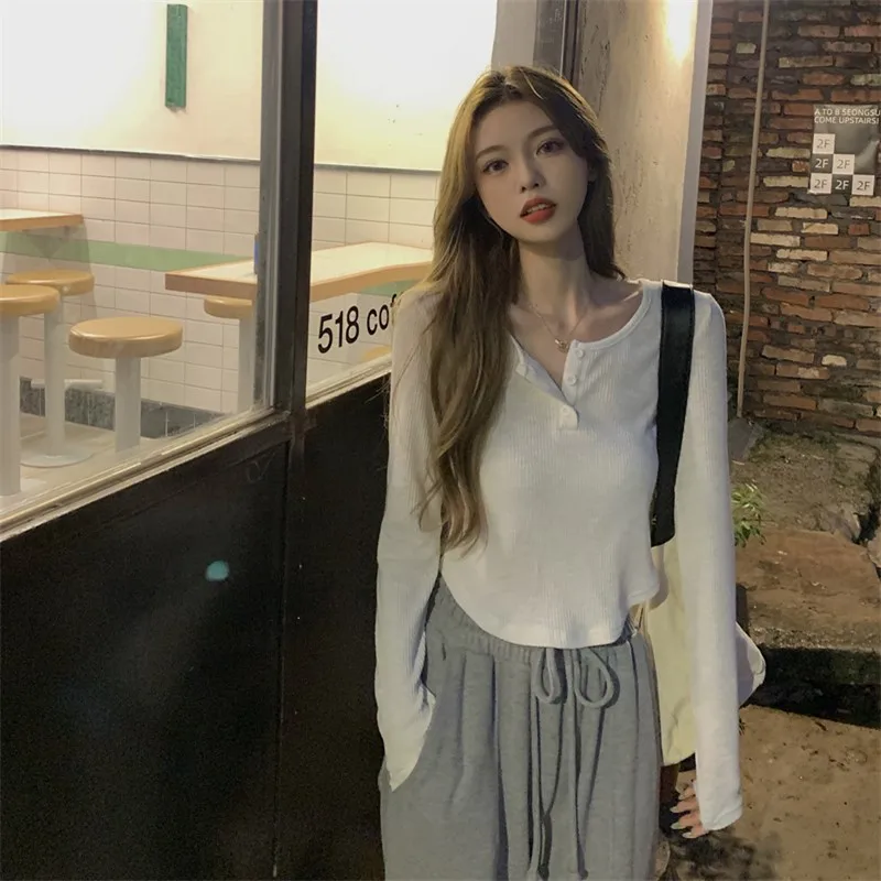 Women's Slim Fit Short Sleeve Knitted T-shirt Long Sleeve Base Shirt Autumn New Style Irregular Knitted Top round Neck Commut...