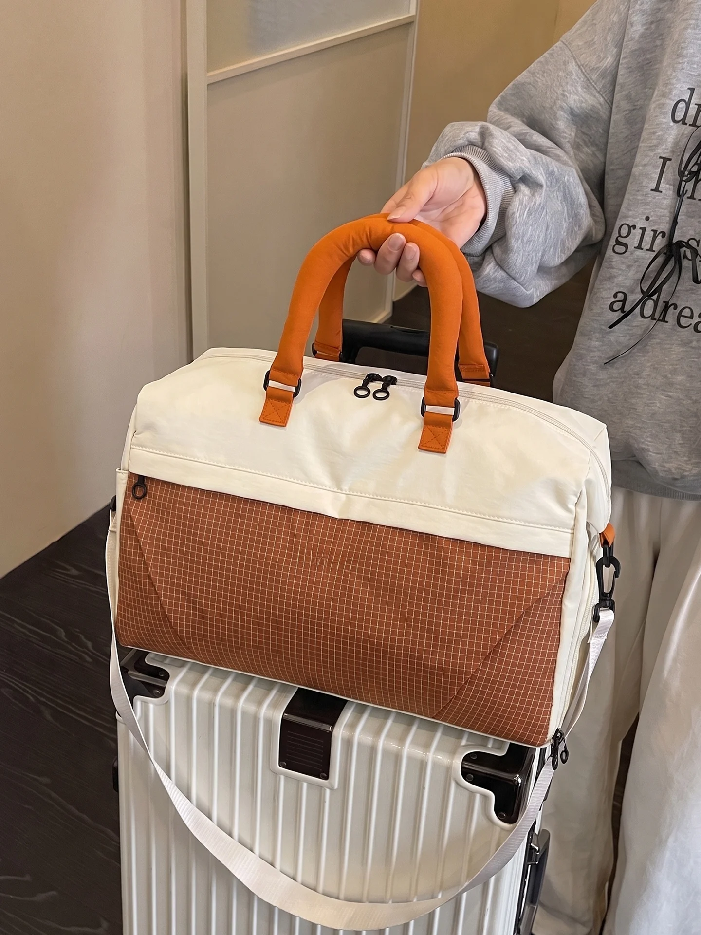 portable-short-trip-women's-bag-lightweight-hanging-luggage-independent-shoe-compartment-student-dormitory-bag-storage-bag