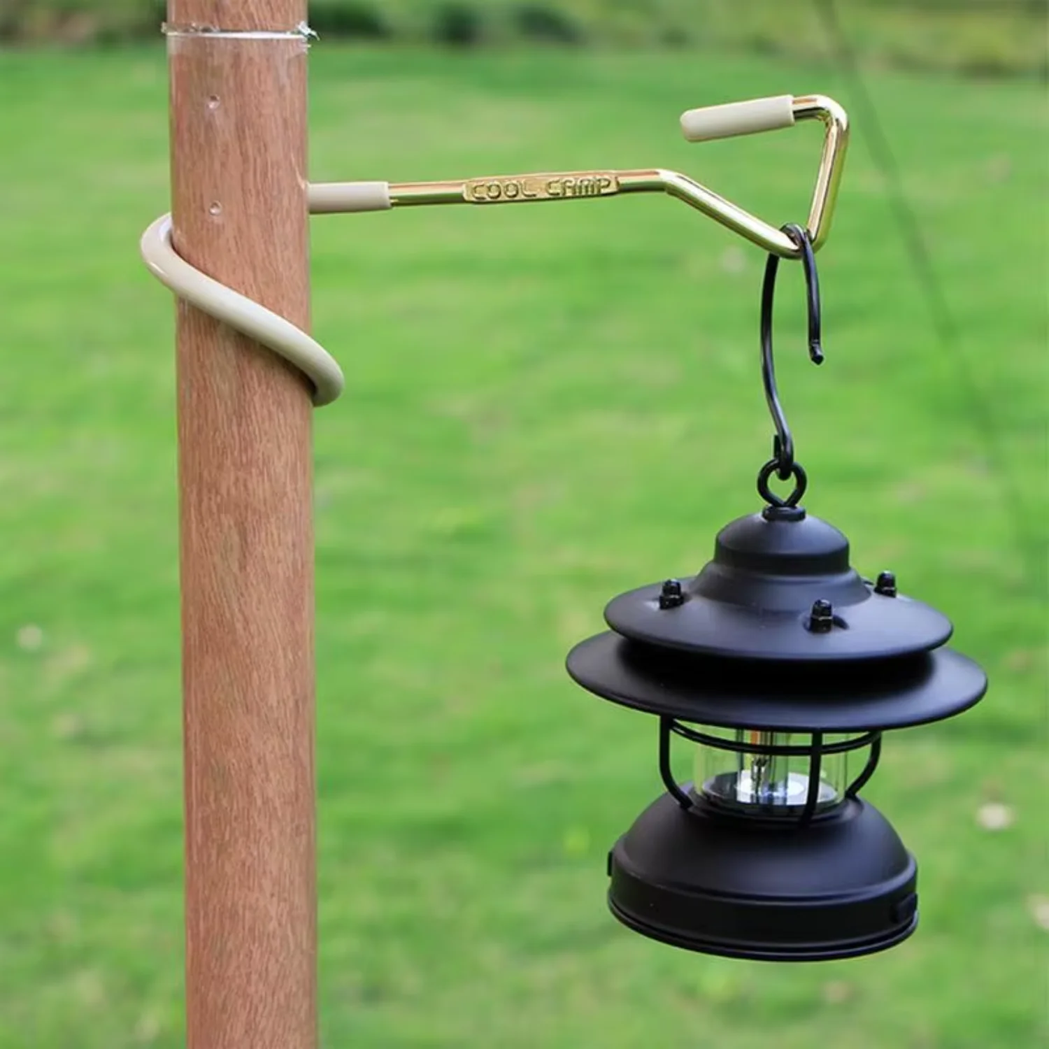 Light Stand Holder  Iron Portable Tent Pole Lamp Hanger Hunting Fishing Lantern Hanger Outdoor Camping Tools Dropshipping