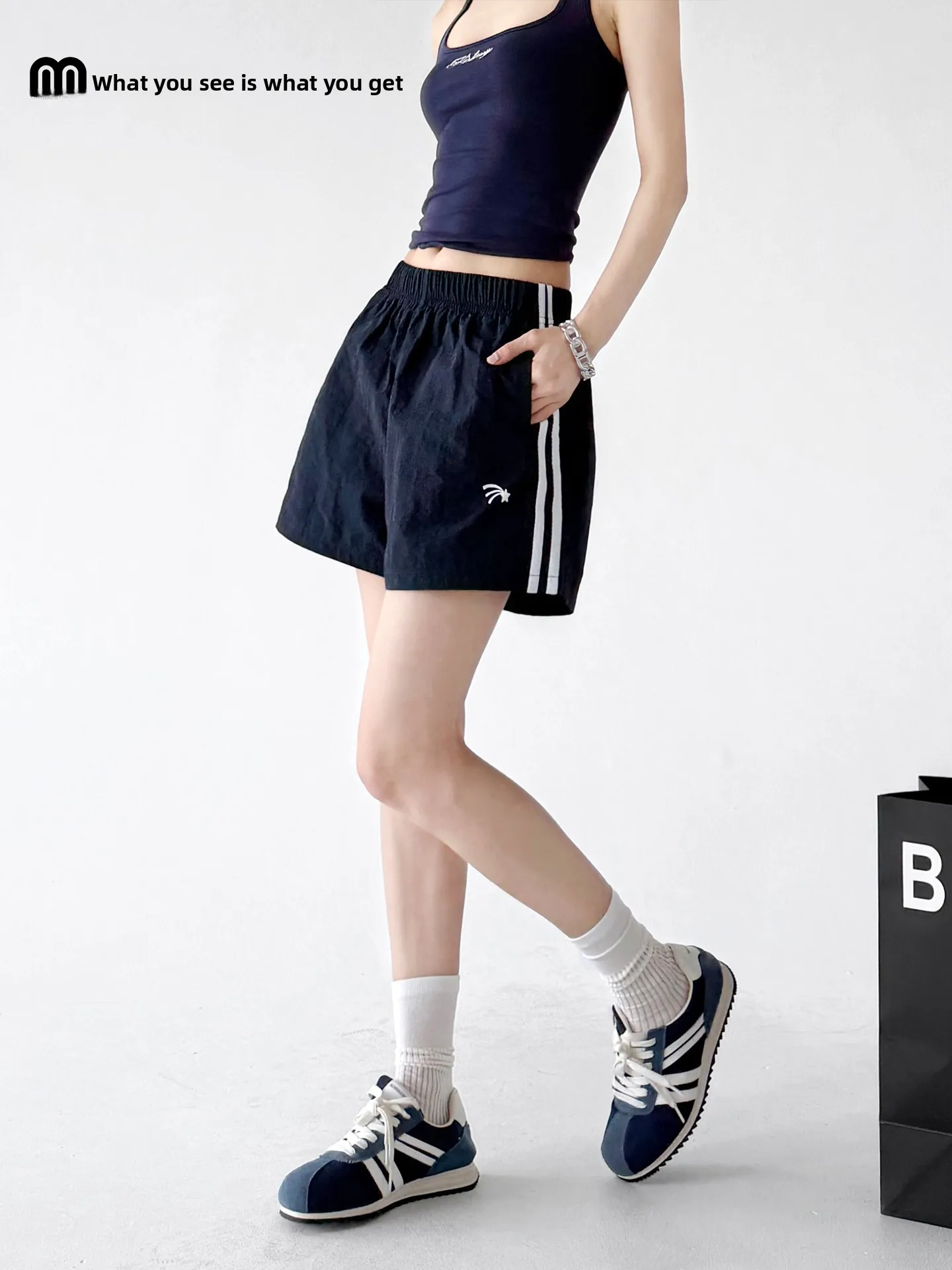 

High Waist Striped Sports Shorts Women's Summer 2026 Casual Slimming Outdoor Pants Nylon Fabric Wide Leg Loose Fit Commute Style