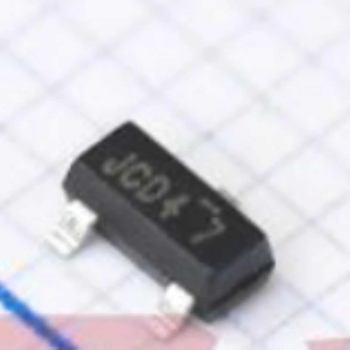 MMBD4148SE Marking D4 SOT-23-3L Original DIODE ARR GP SOT23-3 Universal Diode 1 Pair Series 1V@10mA 100V 200mA 0.2A MMBD4148SE