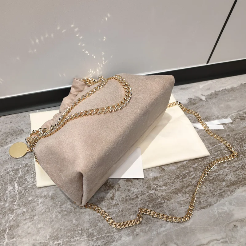 2025 New Single Shoulder Crossbody Bag Fashion Versatile Drawstring Handbag Light Luxury Design Women's Chain Bag Large Capacity