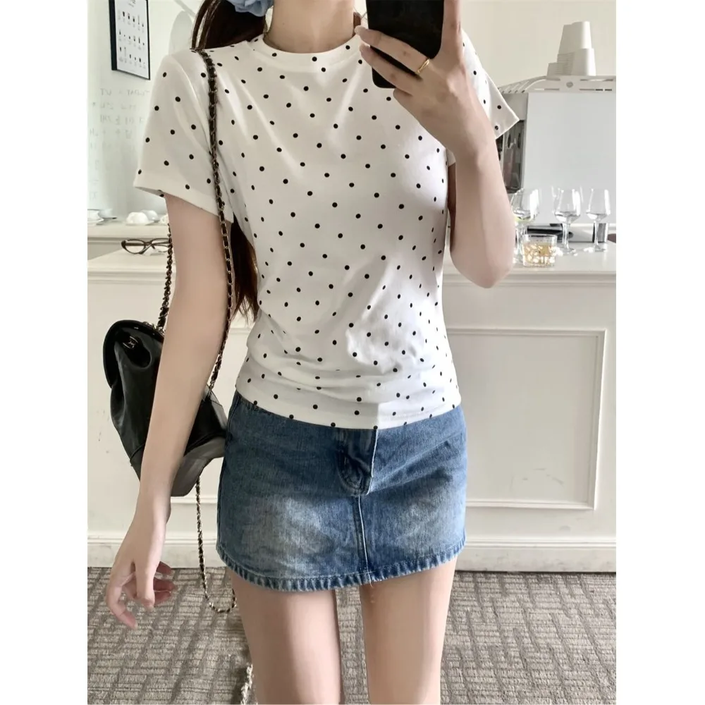 Korean Sle Retro round Ne ort Sve T-irt Women Summer 2025 Polka Dot Slim Fit Inner Wear Top oulder Length
