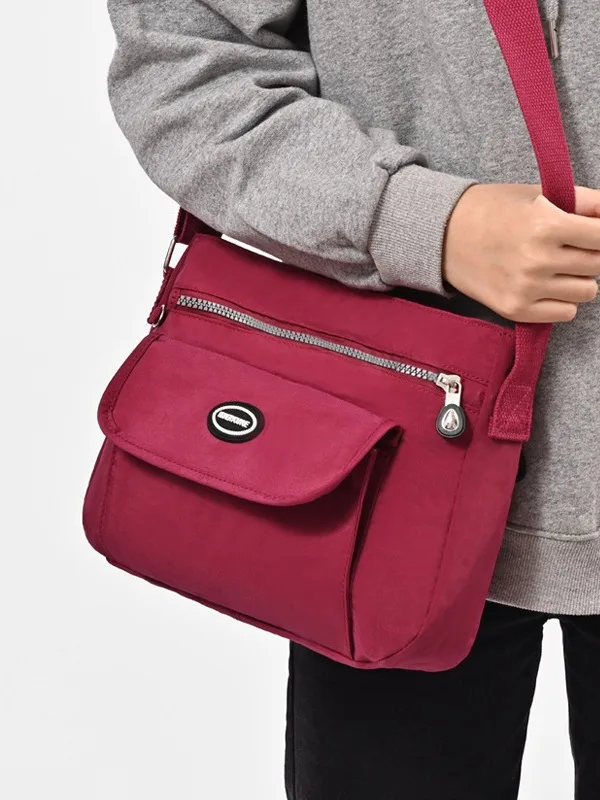 Bolso de mano de alta calidad para mujer, bandolera de nailon, resistente al agua, 2024