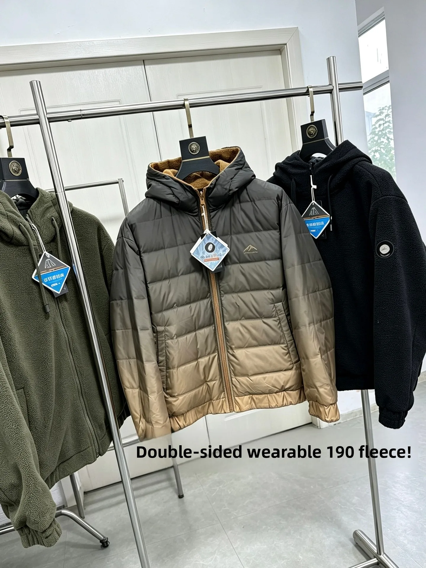Double-Sided Wear 90 down Hooded Men's Puffer Jacket Winter Warmth Sheepskin Vest Fashionable Urban Style Thickened Long Sleeve
