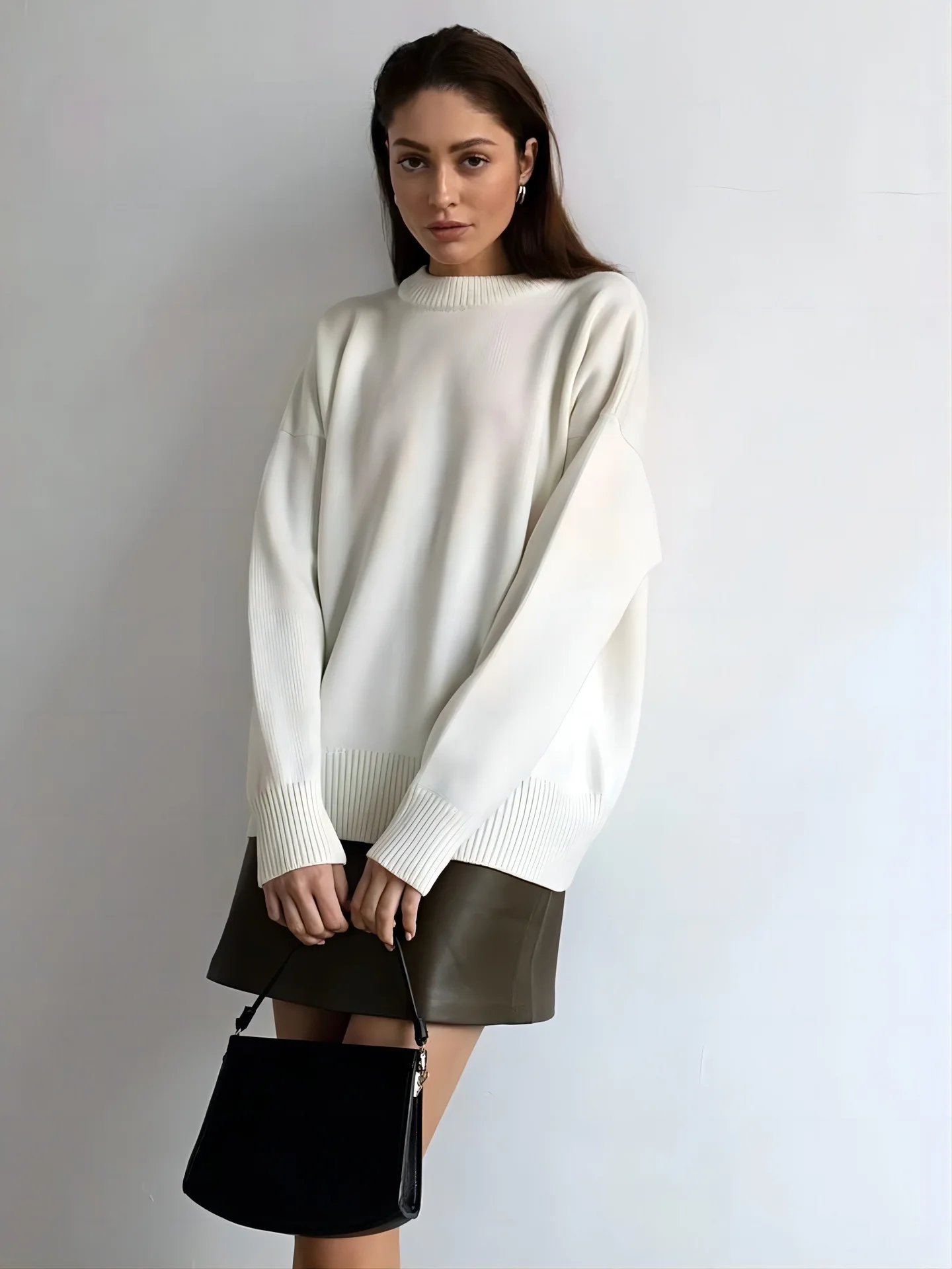 Solid Color Long sleeved Round Neck Loose Sweater Pullover Autumn Winter New Commuter Versatile Casual Knitted Sweaters Women