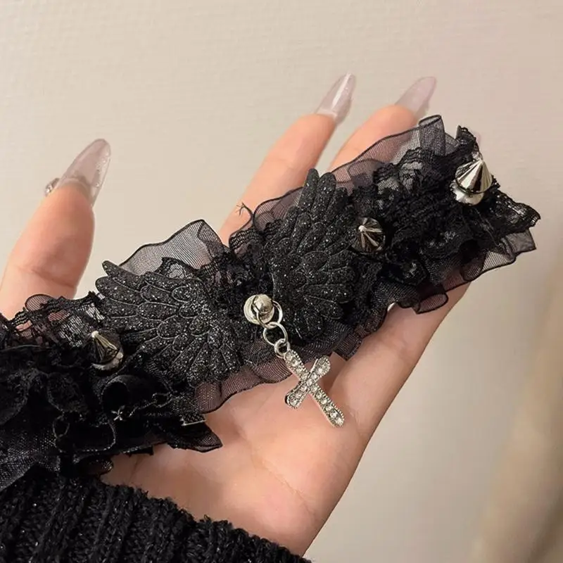 

39BB Lace Punk-Rock Gothic Spikes Rivets Choker Collar Necklace Cross-Wing Choker