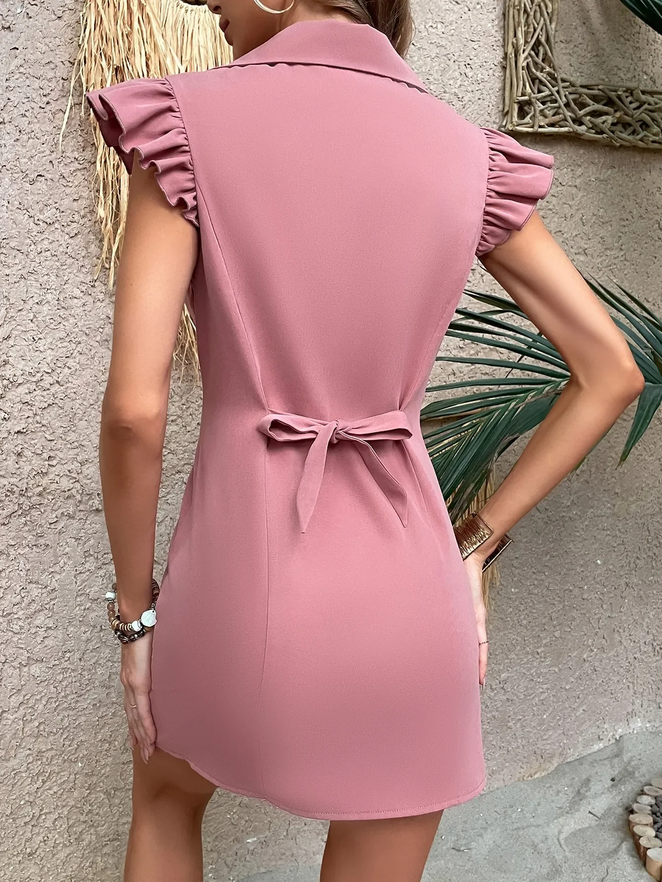 2024 New Spring and Autumn Style Stylish Slimming Suit Coat Sleeveless Suit Coat Fashion Doublea must-have for summer seaside va