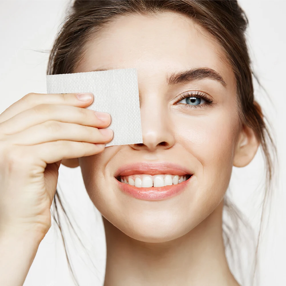 240 ชิ้นยืดรูปสี่เหลี่ยมผืนผ้า Exfoliating Cleansing Face Pads ทําความสะอาดผ้าฝ้ายแต่งหน้า Remover Pads แบบพกพาทุกวัน