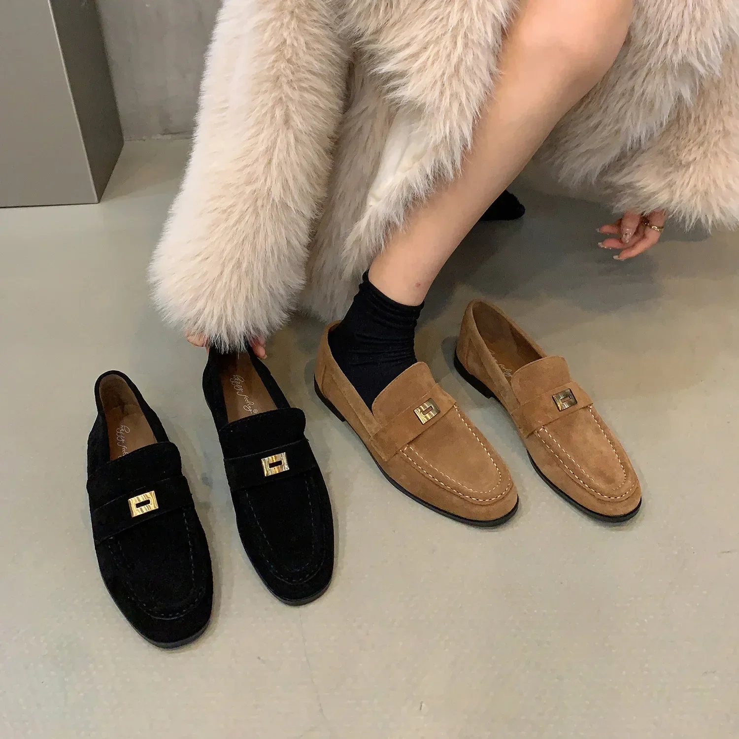 Loafers Women New Brand Flat Shoes Round Toe Flat Heel Slip on Laofer Shoes Casual Outdoor Gold Buckle Ballerinas