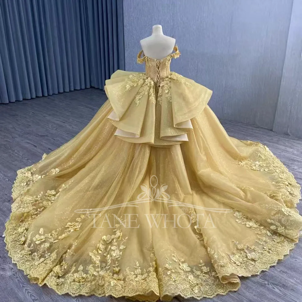 Золотое бальное платье Quinceanera, милое платье с открытыми плечами, на шнуровке сзади, вышитые бисером и блестками, аппликации для девочек