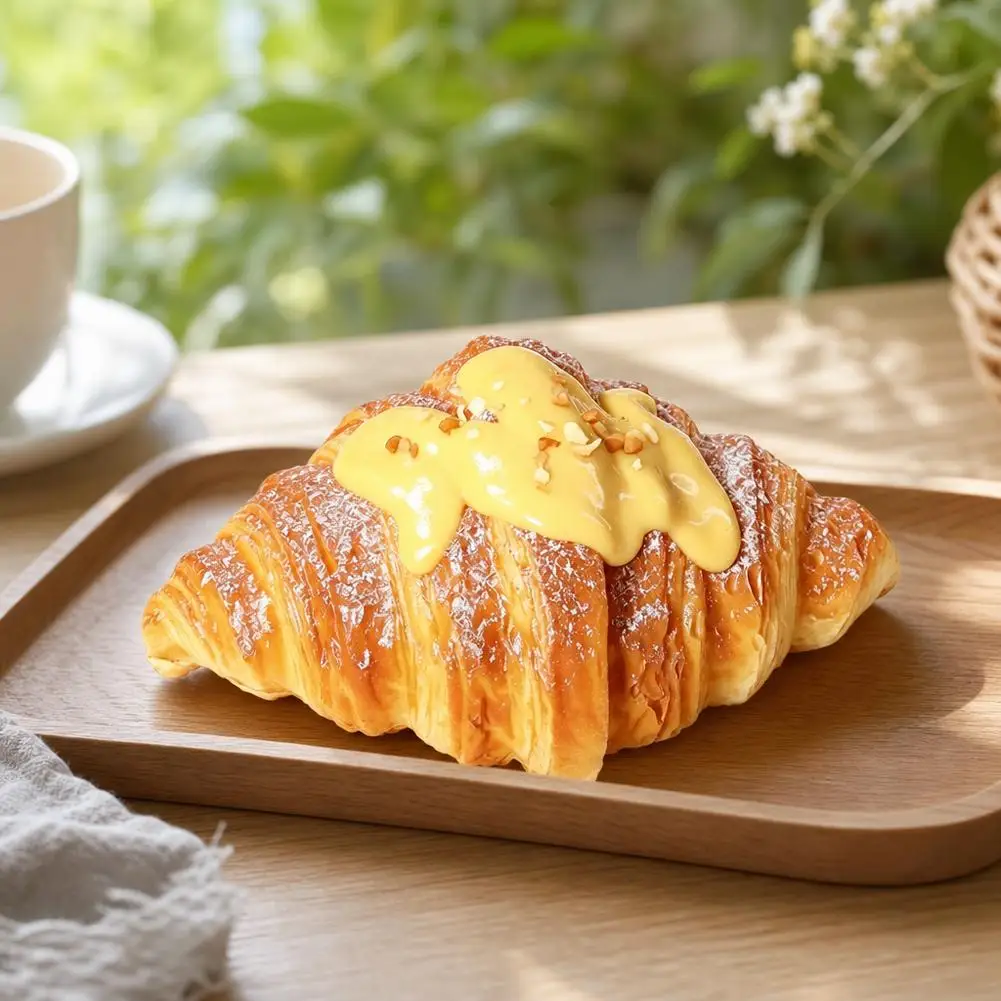Realistische Croissant-Requisite, langsam rückfederndes Dekompressionsspielzeug, PU-Simulationsbrotmodell, entspannendes Quetschspielzeug, Lebensmittel-Dekorationsobjekt – Detail 4