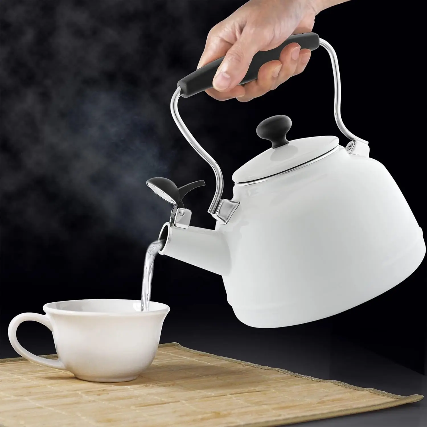 Hervidor de té 1,7 QT, serie Vintage, esmalte Premium en acero al carbono, silbato, calentamiento uniforme y hervir rápido (blanco)