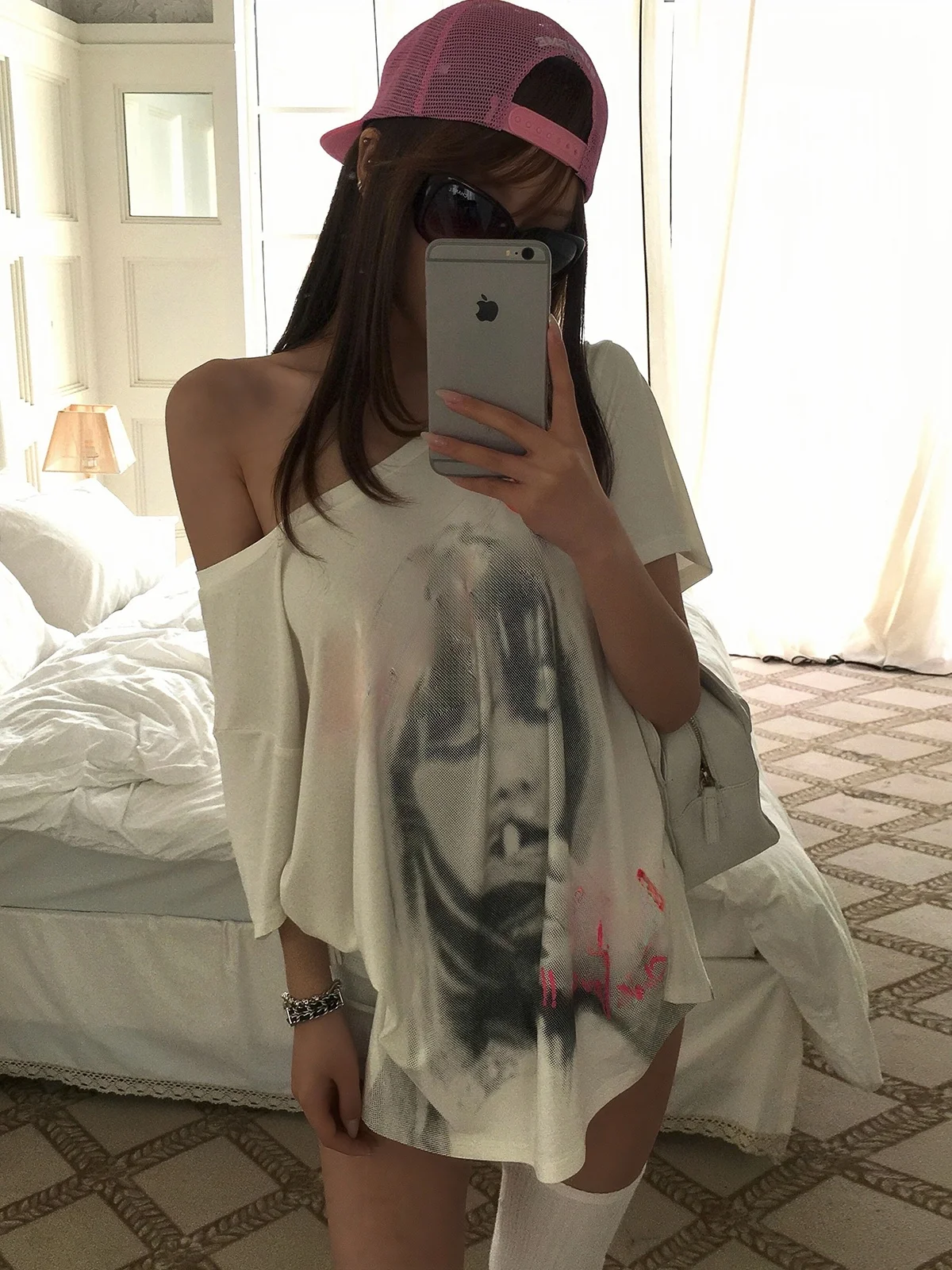 Sakura Street Style Cool Short Sleeve T-Shirt Women Loose Fit Printed Character Design Shoulder Baring Top Summer Fashion