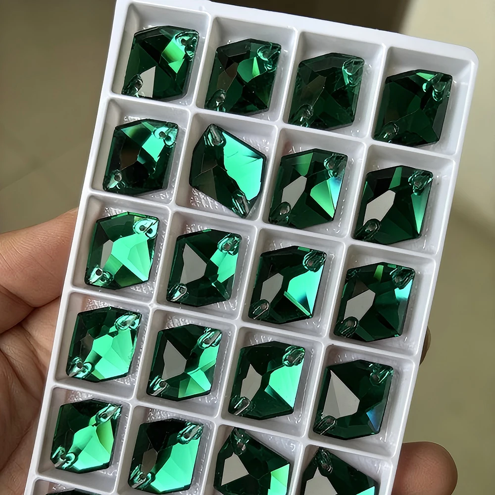 PUBRILEX Großhandel Glas K9 Strass Smaragd 3265 Strasssteine Cosmic zum Aufnähen für Hochzeitskleidung und Bekleidung – Detail 4