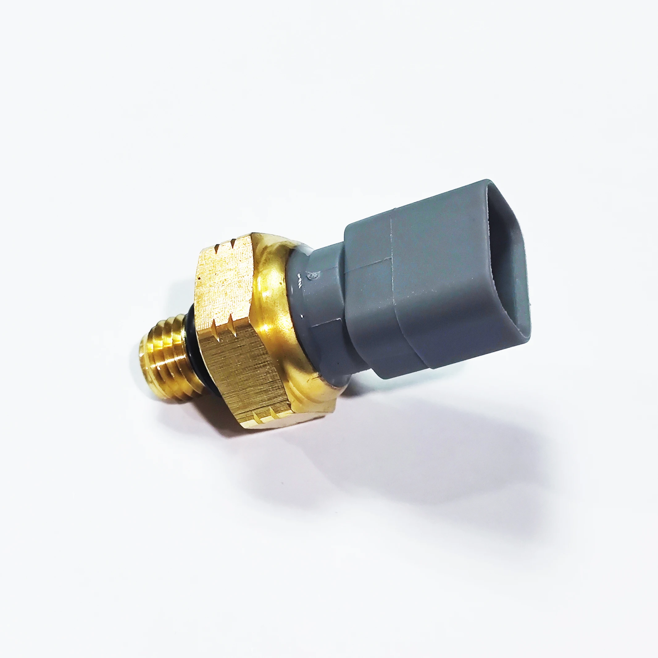 Heavy Duty Oil Pressure Sensor Switch Sender 320-3060 3203060 For Caterpillar CAT Trucks ENGINE C4.4 C27 C32