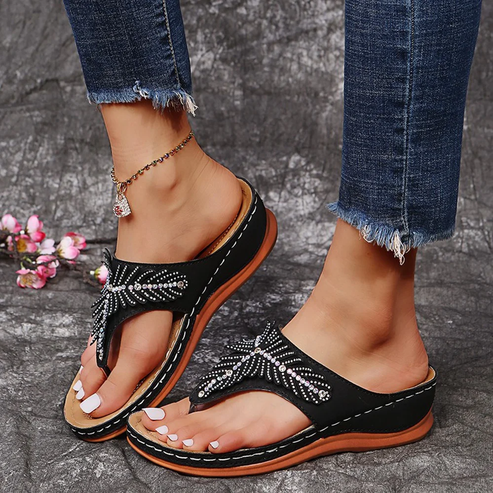 Damen-Flip-Flops mit Strass-Keilabsatz, Bohemian-Plattform-Zehentrenner-Sandalen, rutschfeste Slip-On-Sommerschuhe für den Strand – Detail 7