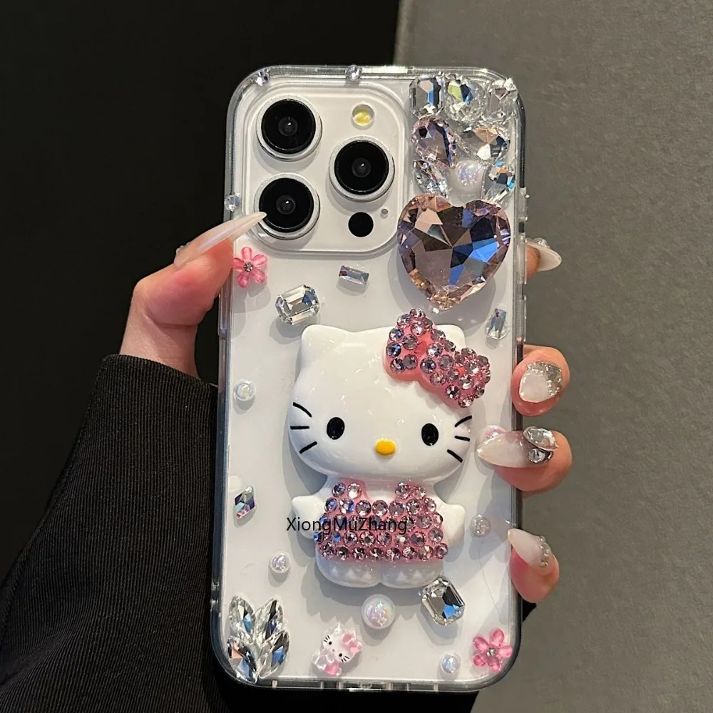 Hello Kitty Herzförmige Strass-Schutzhülle für TCL 60 50 SE 50 LE 50 XL Nxt-Papier für TCL 505 502 501 605 Diamond Cover – Detail 1