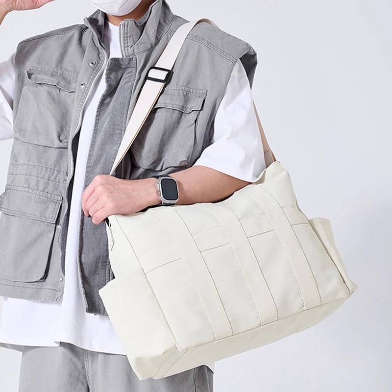 Fitness Travel Duffel Bag Large Storage Outdoor Camping Hiking Commuting Shoulder Bags Leisure College Short Trip Tote Handbag